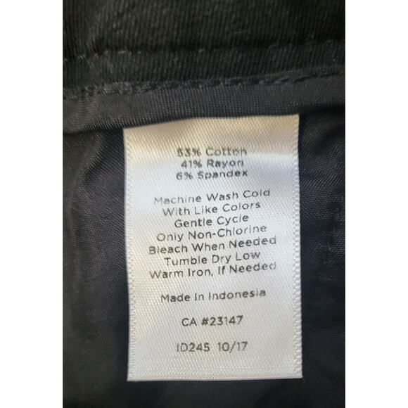 Talbots Slim Crop Curvy Women's 16W Black Flat Front Capri Pants - Picture 16 of 16